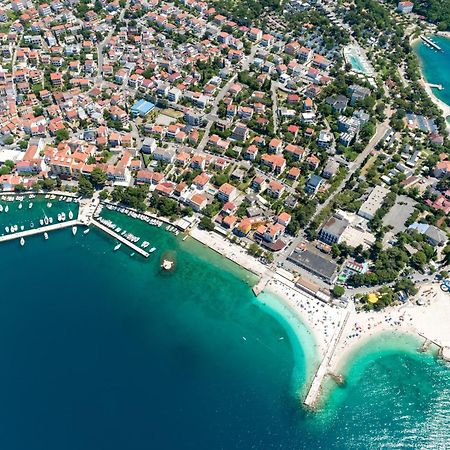 Apartments By The Sea Selce, Crikvenica - 15063 Екстериор снимка