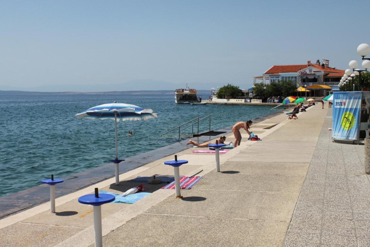 Apartments By The Sea Selce, Crikvenica - 15063 Екстериор снимка