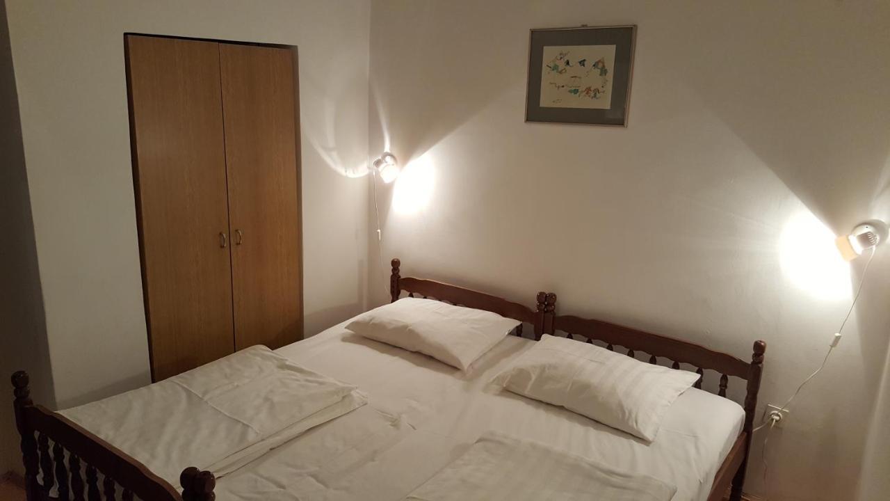 Apartments By The Sea Selce, Crikvenica - 15063 Екстериор снимка