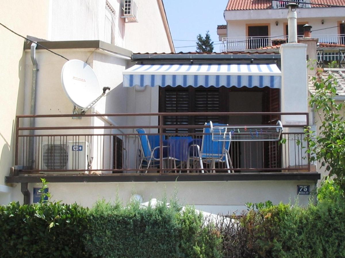 Apartments By The Sea Selce, Crikvenica - 15063 Екстериор снимка
