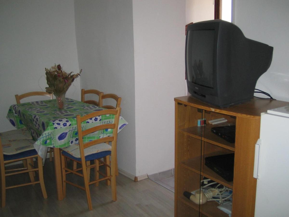 Apartments By The Sea Selce, Crikvenica - 15063 Екстериор снимка